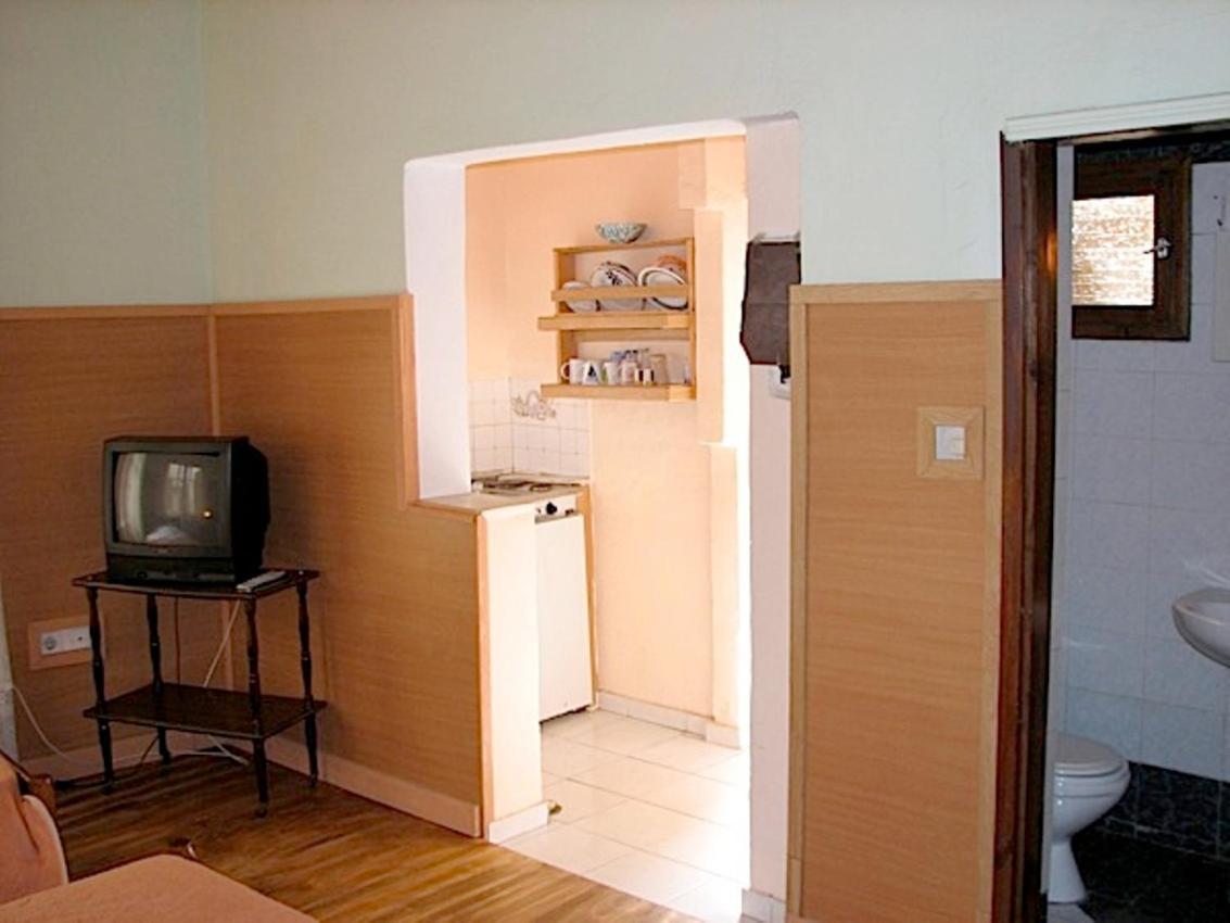 Earini Rooms And Apartments Hriszí Aktí Haniá Kültér fotó